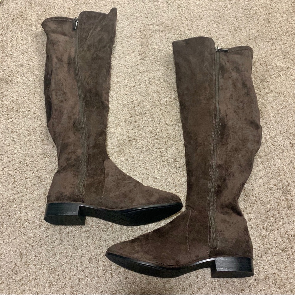 Fashionable Over the Knee Boots